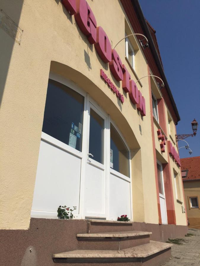 City Hotel Agoston Печ Екстериор снимка