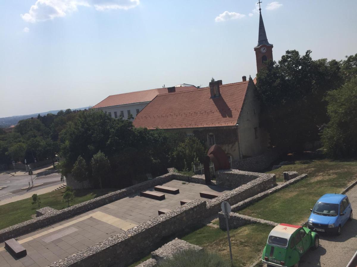 City Hotel Agoston Печ Екстериор снимка
